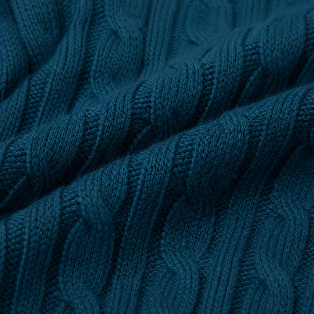 7GG Cable Knit Half-Zip Pullover fabric close-up thumbnail