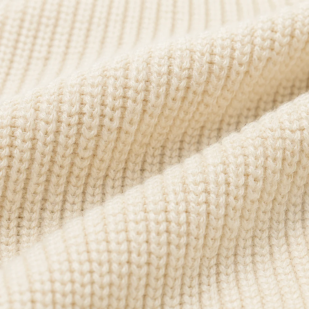 Premium 7GG Zip-Up Bomber Cardigan fabric close-up thumbnail
