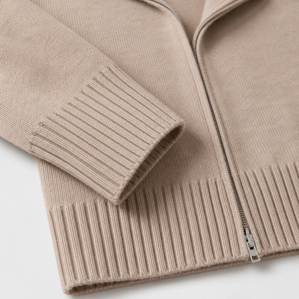 Women’s Full-Zip High Collar Knit Cardigan thumbnail 4