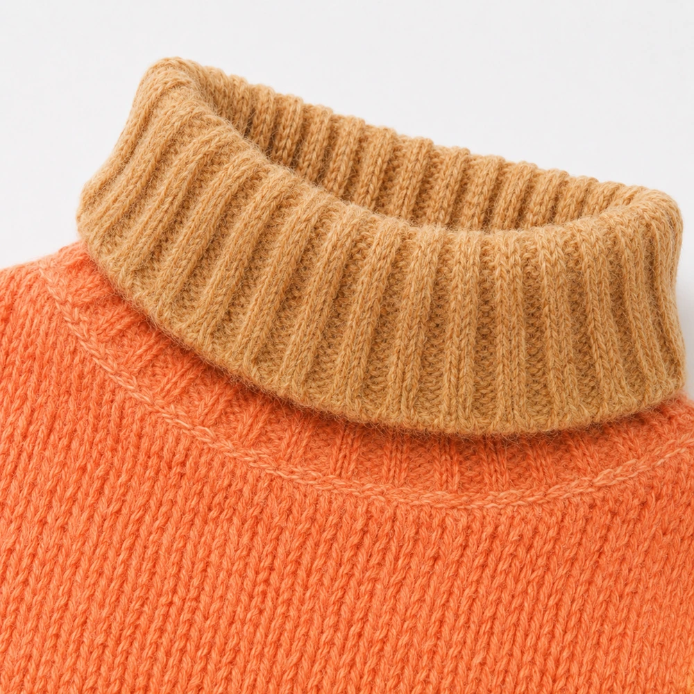 5GG Ombre Turtleneck Pet Sweater - Pet Fit & Construction Detail